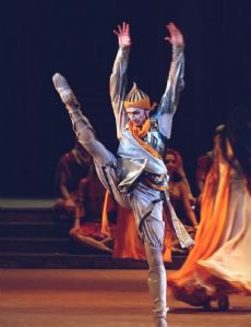 Dmitry Belogolovtsev