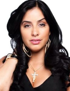 Laura Stylez