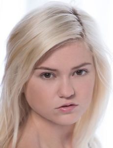 Chloe Foster