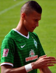 Davie Selke