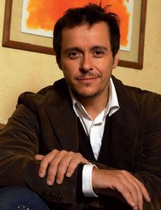 Álvaro Morales