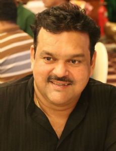 Akram Khan (cricketer)