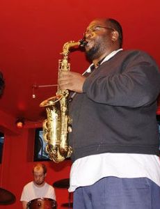 Darius Jones (saxophonist)