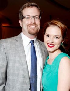 Sarah Drew and Peter Lanfer
