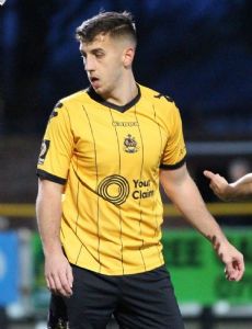 Charlie Oliver (footballer, born 1997)