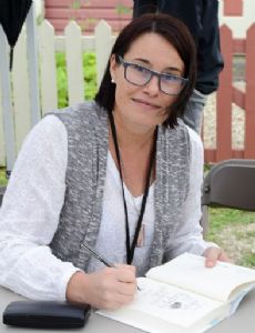 Camilla Gibb