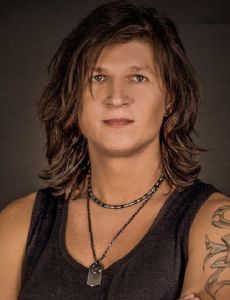 Sergey Bondarenko (singer)