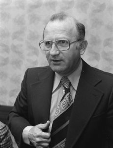 Milorad Pavić (footballer)