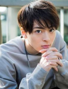 Mahiro Takasugi