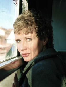 Anna Holmes