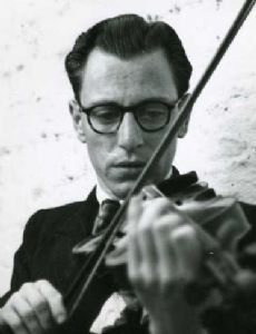 Sean McGuire (fiddler)