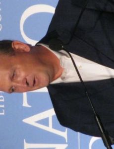 Kevin Sullivan (journalist)