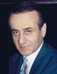 Apostolos Nikolaidis (singer)