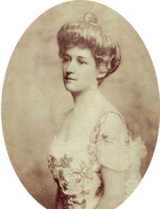 Lucile Carter