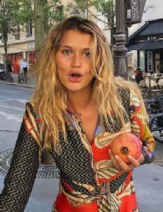 Chloé Lecareux