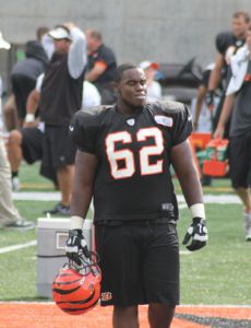 Reggie Stephens (offensive lineman)