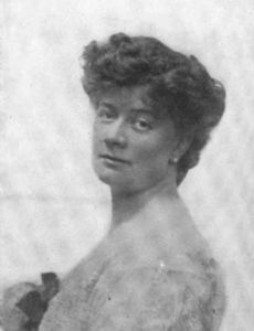 Winifred Lewellin James