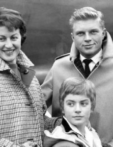 Hardy Krüger and Renate Densow