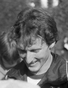 Steve Scott (athlete)