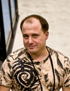 Tom Christiansen