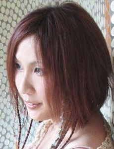 Akino Arai