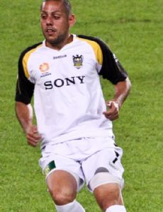 Leo Bertos
