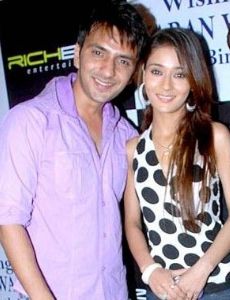 Ali Merchant and Sara Khan