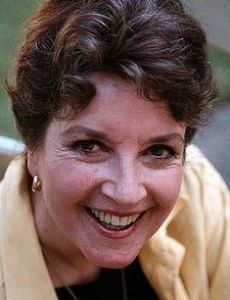 Lorraine Bayly