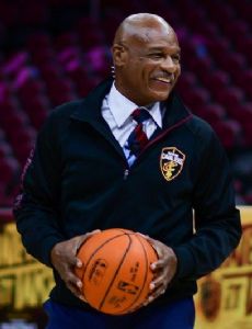 Austin Carr