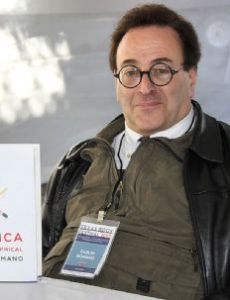 Carlin Romano