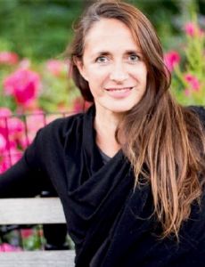 Anneke Lucas