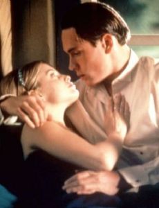 Chris Klein and Mena Suvari