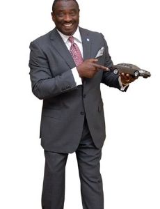 Tayo Ayeni