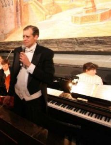 Rick Benjamin (conductor)
