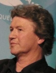Simon Phillips (director)