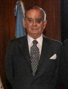 Enrique Santiago Petracchi