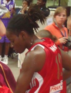 Carla Thomas (basketball)