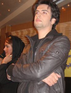 Benyamin Bahadori