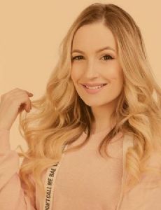 Dorottya Kovács