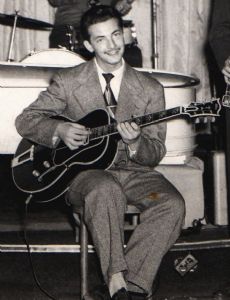 Ronnie Singer