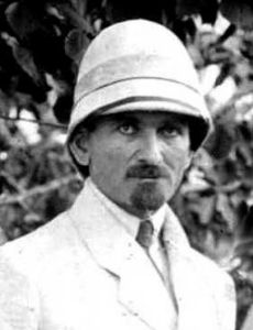 Ashkharbek Kalantar
