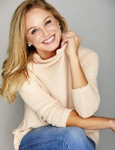 Elizabeth Hollomon