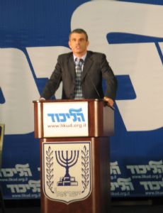 Moshe Kahlon
