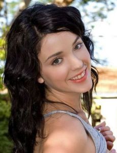 Bonnie Skye