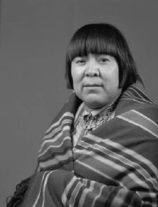 Tonita Peña