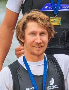 Tom Murray (rower)