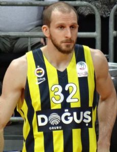 Sinan Güler