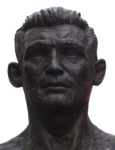 Howard Winstone