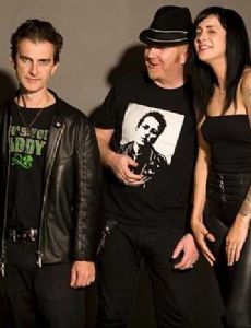 The Mahones