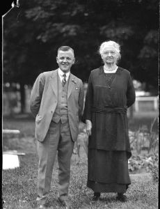 Robert Young Eaton